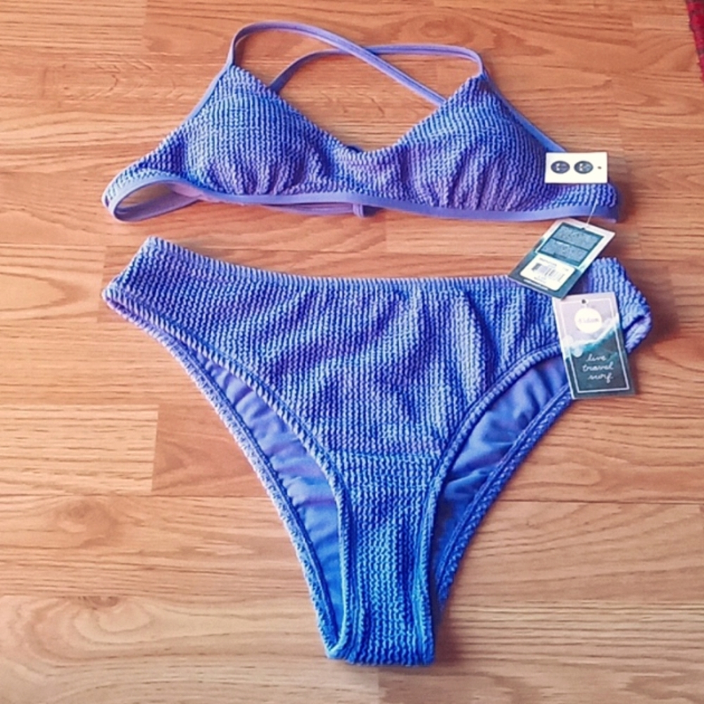 NWT Eidon ladies swimsuit, bikini,  purple, textured material, by Eiden sz Lg